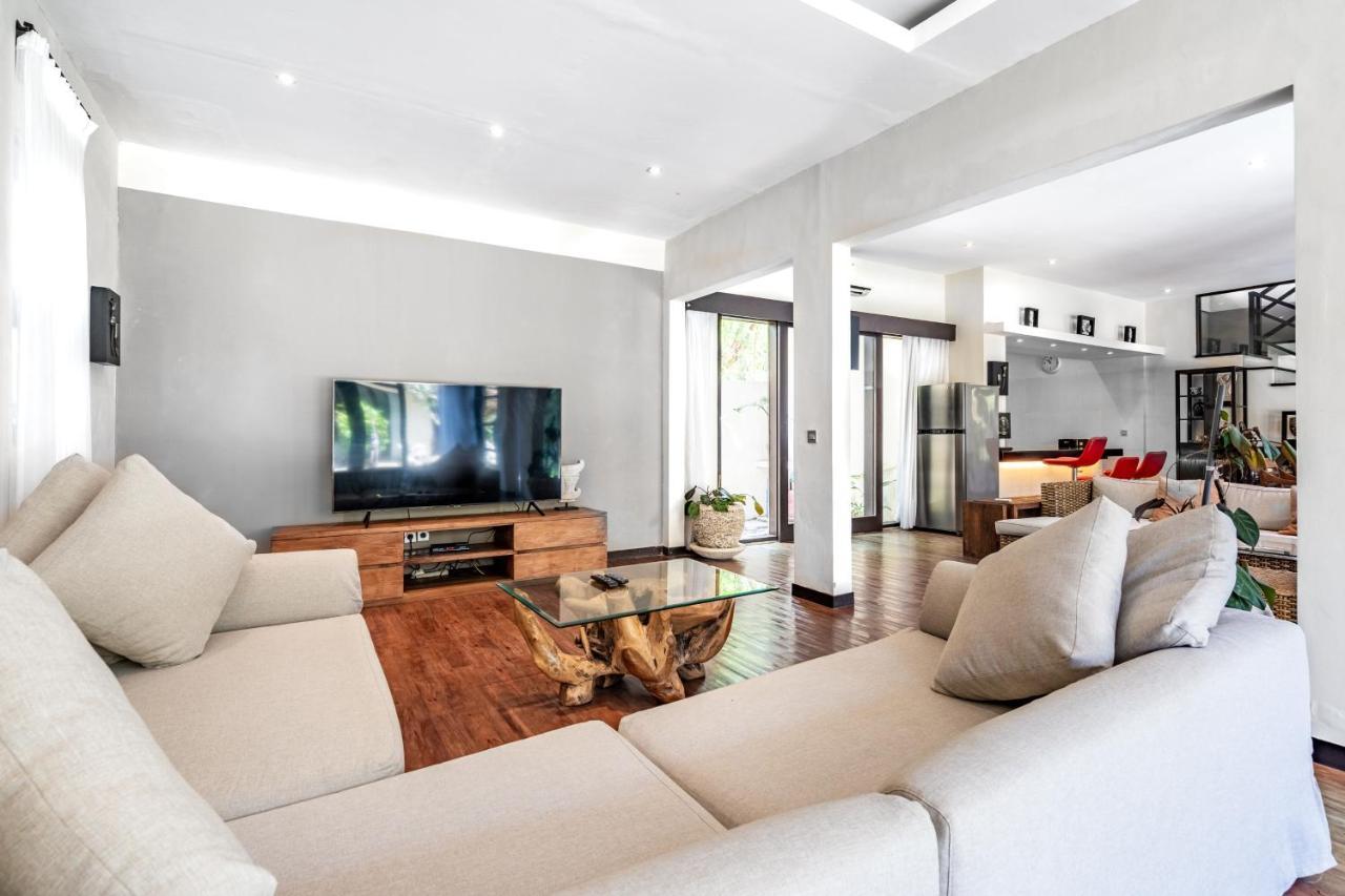 Anedda Merta Sari Villa Sanur Exterior foto
